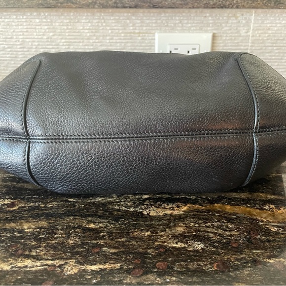 Gucci Hobo Shoulder Bag - Picture 3 of 13